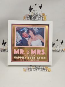 MR & MRS FRAME